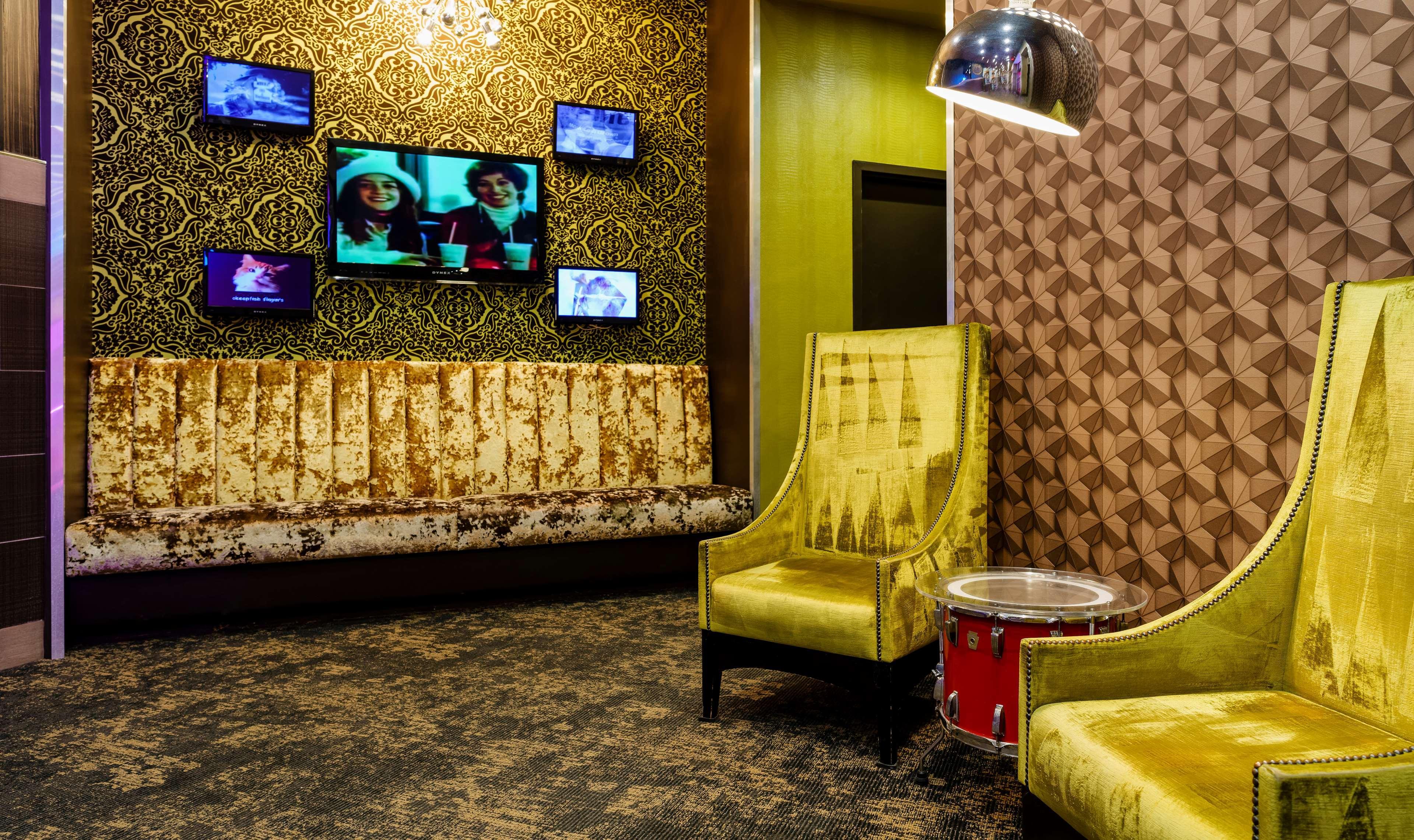 The Verve Boston Natick, Tapestry Collection By Hilton Εξωτερικό φωτογραφία