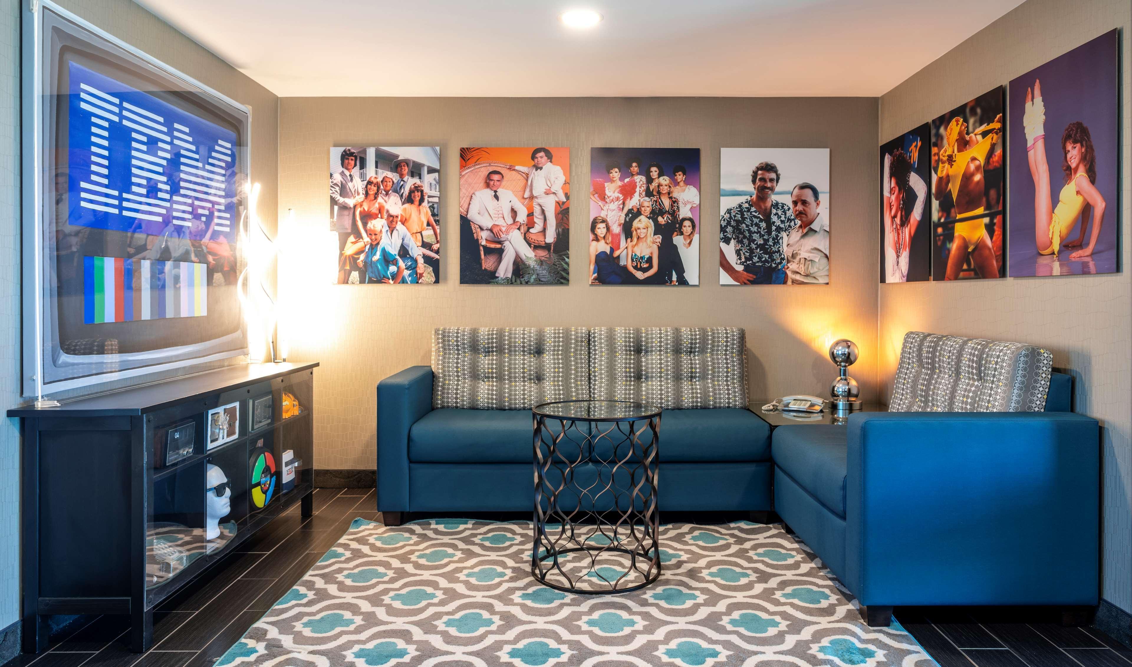 The Verve Boston Natick, Tapestry Collection By Hilton Εξωτερικό φωτογραφία